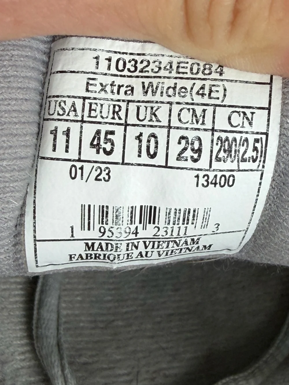 Brooks Dyad 11 running shoes grey BioMoGo DNA cushioning size 11 4E extra wide